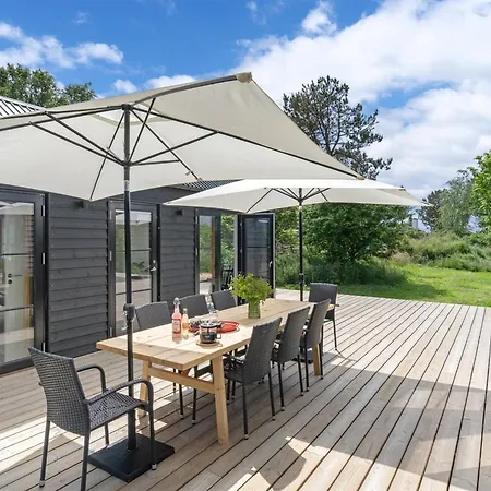 Dom wakacyjny Henrik - 100m From The Sea By Interhome Yderby