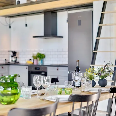 Henrik - 100m From The Sea By Interhome *